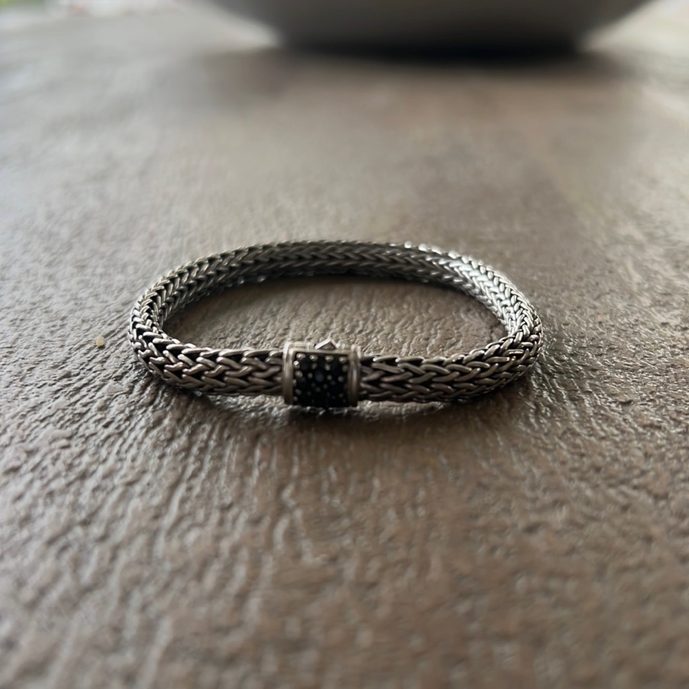 John hardy classic chain bracelet with black sapphire